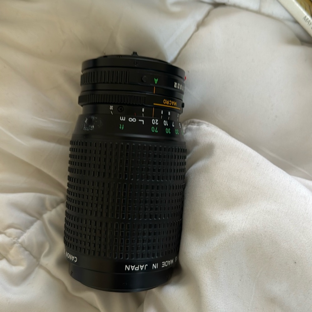 Canon FD lens 70-200mm f/4